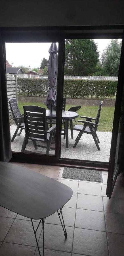 Appartement A Bredene Au Rez-De-Chaussee Buitenkant foto