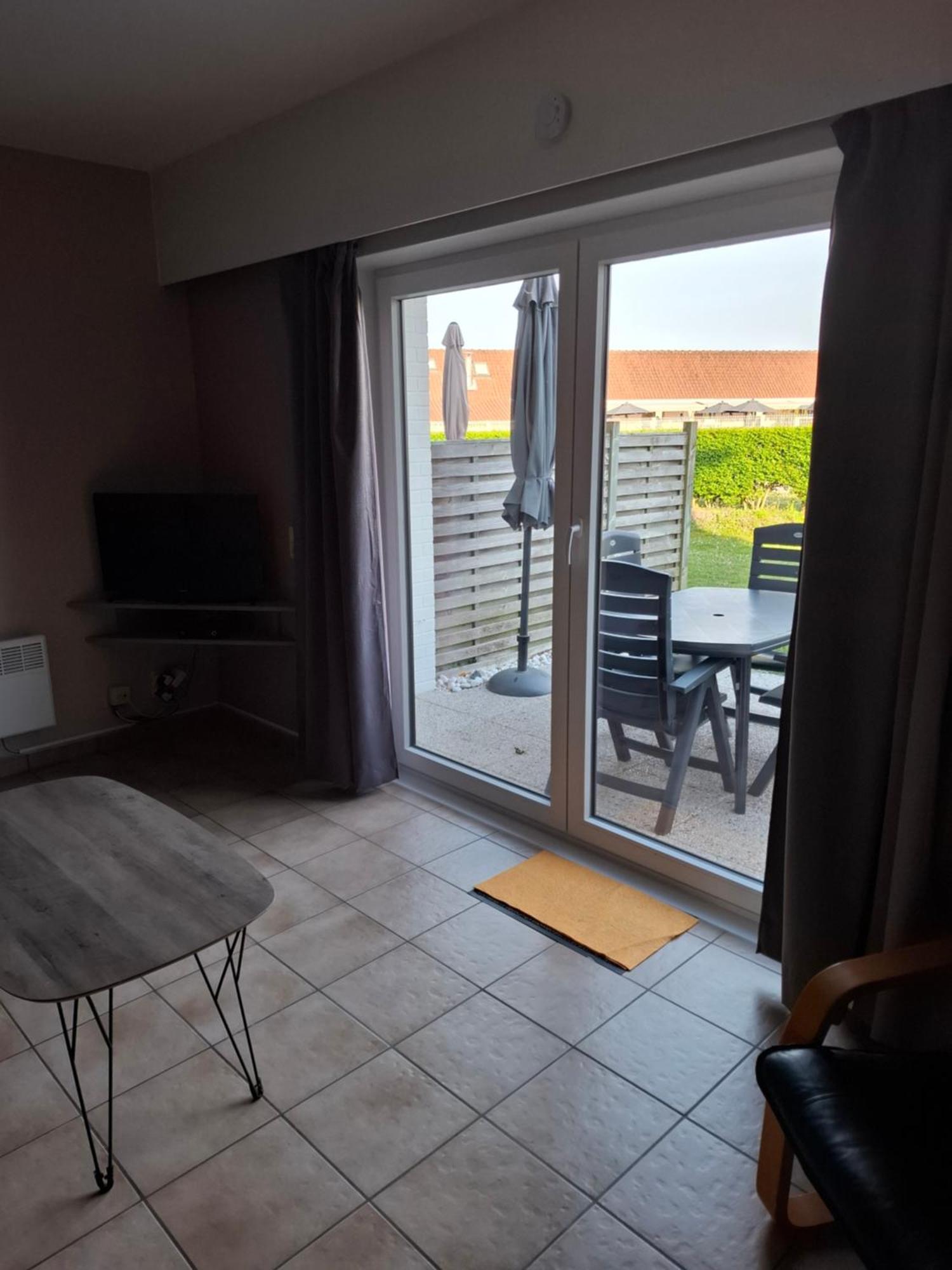 Appartement A Bredene Au Rez-De-Chaussee Buitenkant foto